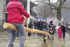 ΚΑΡΝΑΒΑΛΙ ΣΤΗΝ ΠΛΑΤΕΙΑ ΤΟΥ ΧΩΡΙΟΥ