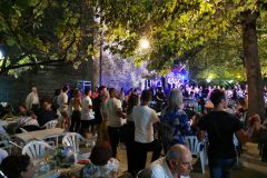 ΠΑΡΑΔΟΣΙΑΚΟ ΠΑΝΗΓΥΡΙ ΤΗΝ ΠΛΑΤΕΙΑ ΤΟΥ ΧΩΡΙΟΥ